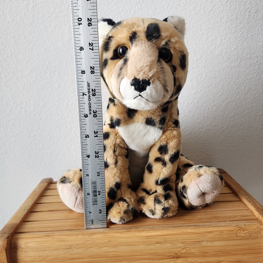2019 Aurora‎ Destination Nation Sitting Leopard Plush Stuffed Animal 10 in Tall - Picture 11 of 12